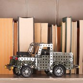 Land Rover Construction Kit